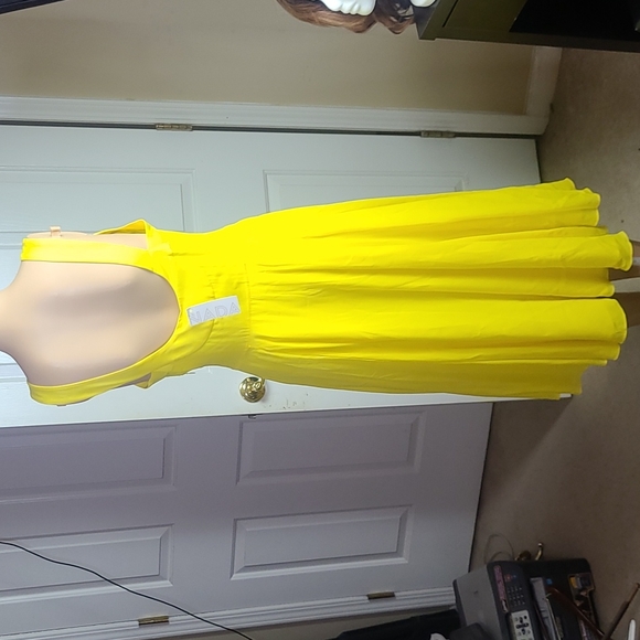 Ladies Scoop Back Dress w/Release Pleats - Picture 5 of 8